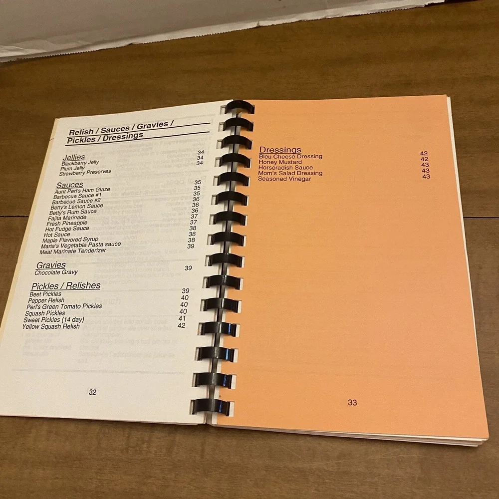 VTG Atchley's Favorite Foods Regional Cookbook Maria Malham Family Recipes 1994